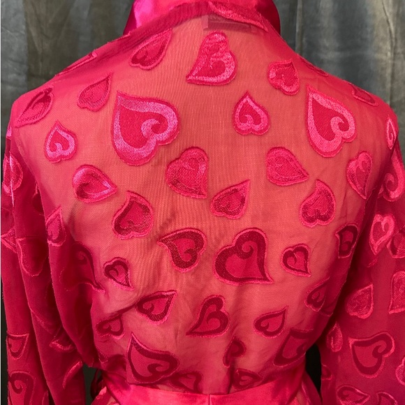 Red sheer robe. SZ M never worn - Picture 3 of 3